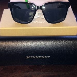 Burberry sunglasses